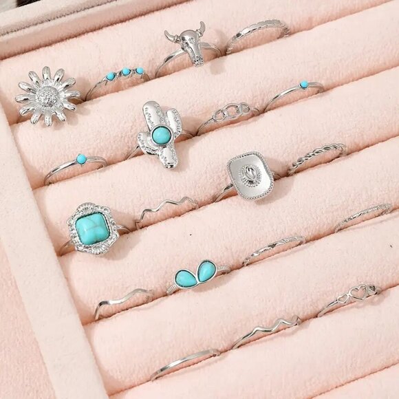 NEW 19ct Western style rings, turquoise vintage style, stackable rings, cowgirl - Picture 4 of 5